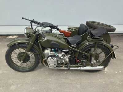 Un Ural M72, un sidecar per uso bellico prodotto dalla casa motociclistica russa